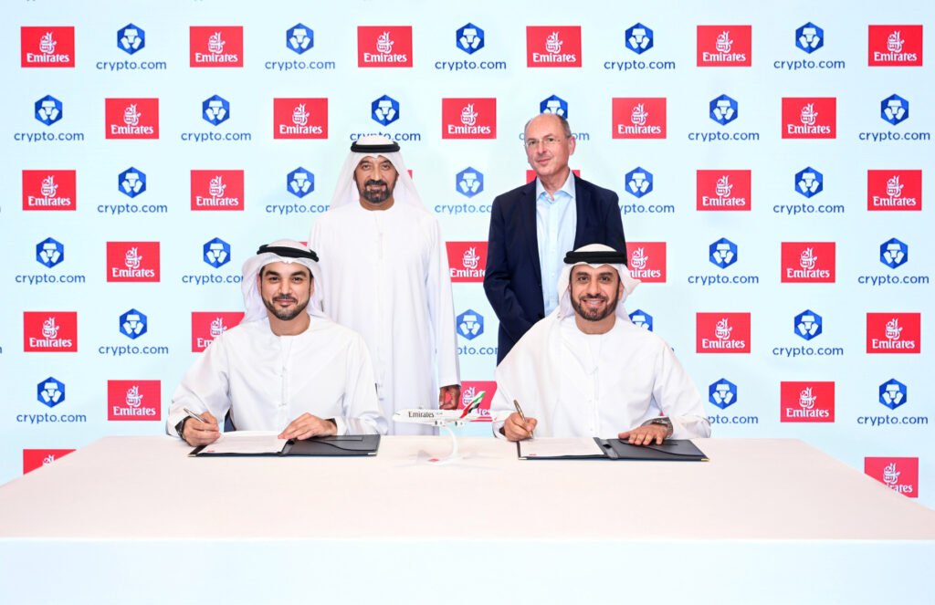 طيران الإمارات يضيف خدمة الدفع بالعملات الرقمية