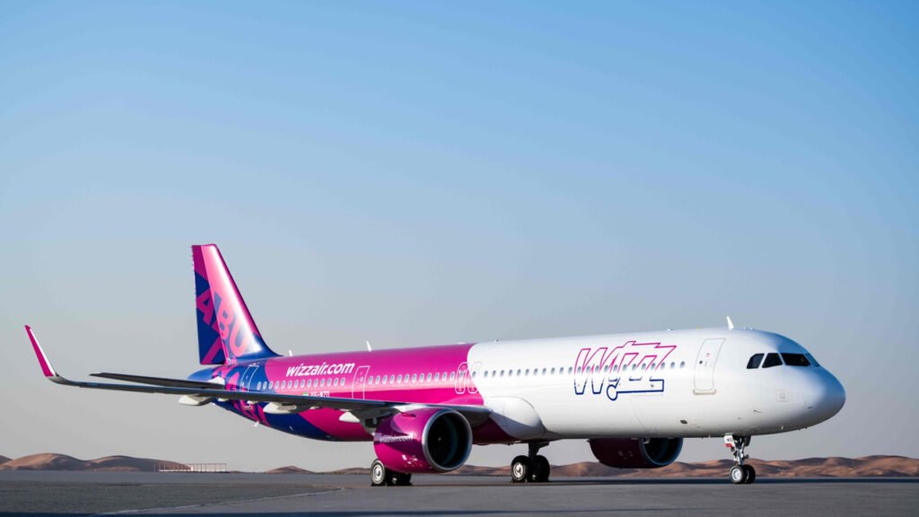 طيران ويز يوقف عملياته في الإمارات