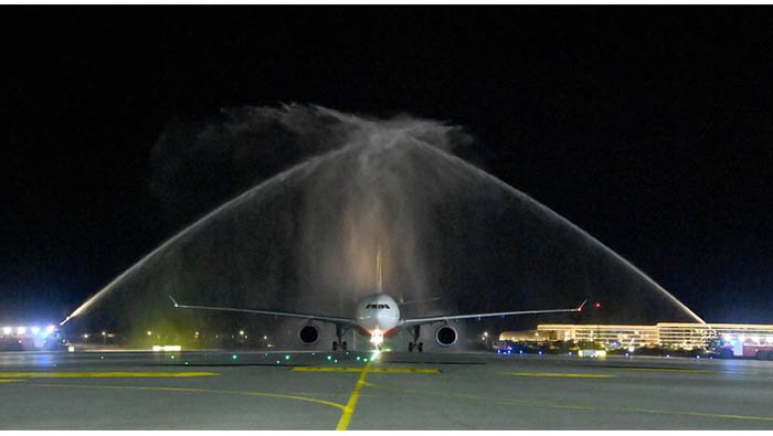 أول رحلة مباشرة بين الصين وسلطنة عمان