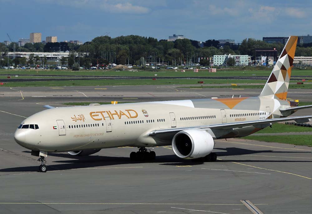 طيران الإتحاد يلغي طلبية طائرات بوينج